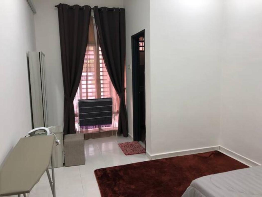 Evergreen 1 Homestay Куантан Экстерьер фото