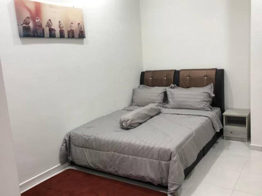 Evergreen 1 Homestay Куантан Экстерьер фото